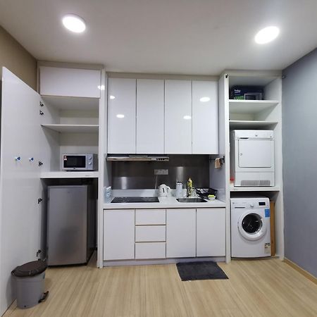 118 Island Plaza Suite City8 By Joal Tanjung Tokong Екстер'єр фото